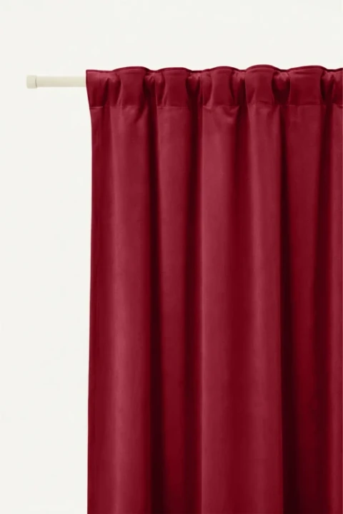 Packshot_zaslona_tasma_SOFT_czerowna.webp