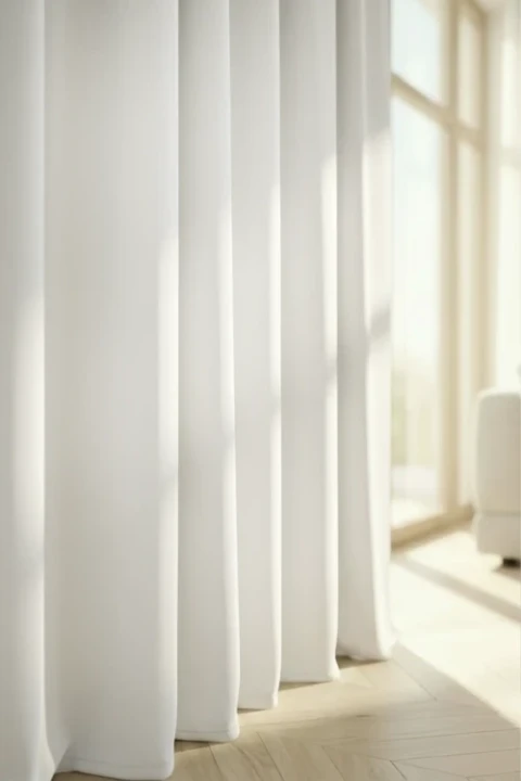 Dol_zaslona_HOLD_przelotki_snieznabiel.webp