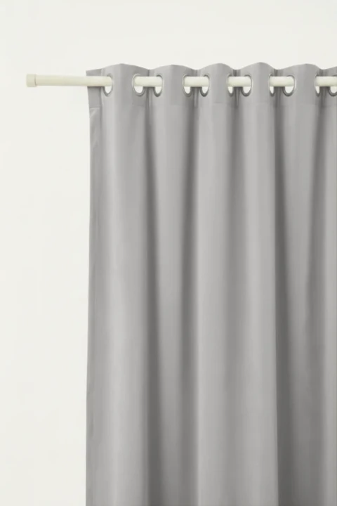 Packshot_zaslona_przelotki_SOFT_szara.webp