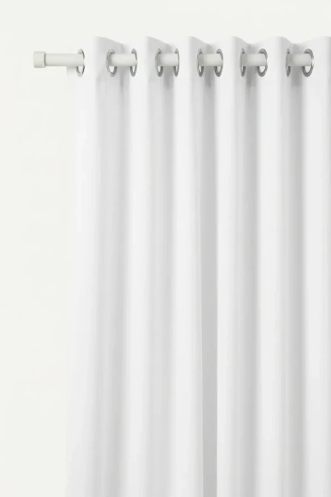 Packshot_zaslona_przelotki_Viva_biala.webp