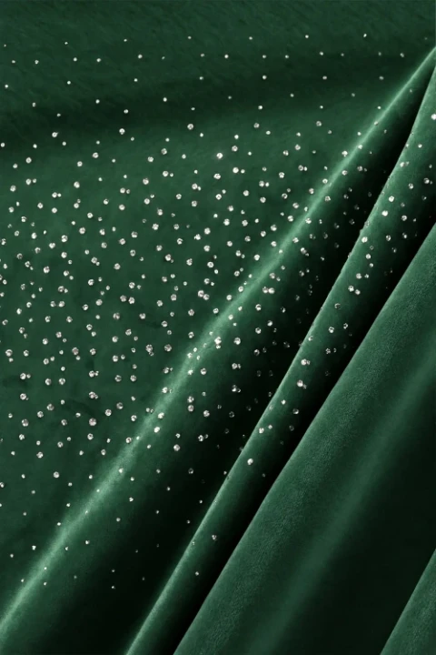 Krysztalki_zaslona_shiny_butelkowa.webp