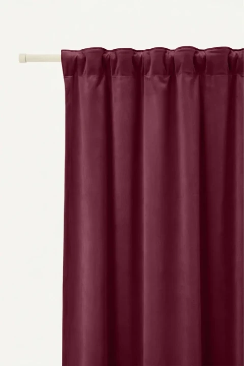 Packshot_zaslona_tasma_SOFT_bordowa.webp