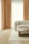 Aranzacja_zaslona_przelotki_SOFT_musztardowa.webp