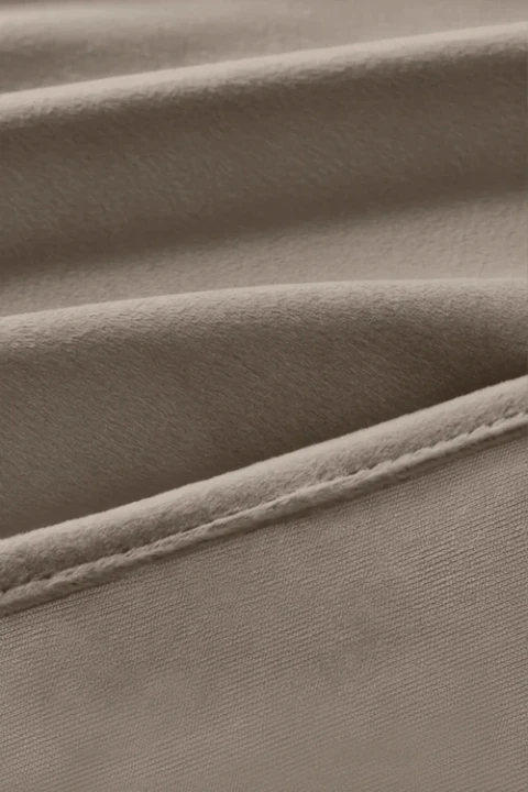 Material_zaslona_przelotki_SOFT_ciemnybezowa.webp