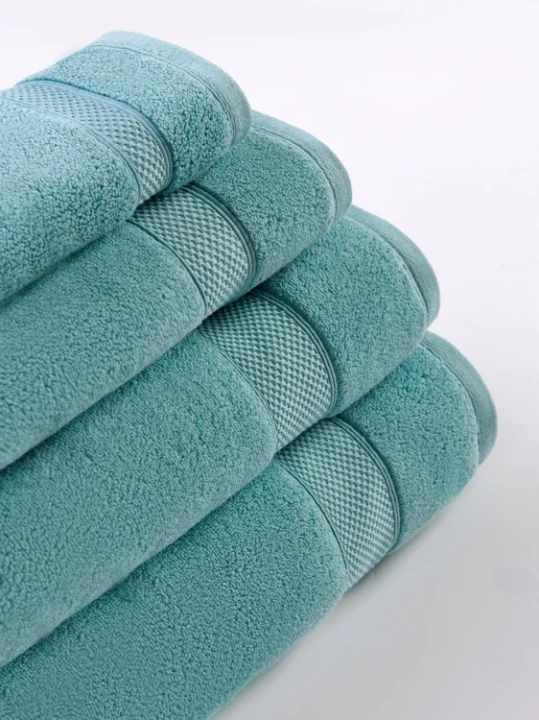Recznik-Bawelniany-Leo-Lazur.webp