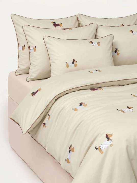 packshot_printy_satyna_dachshunds (1).jpeg