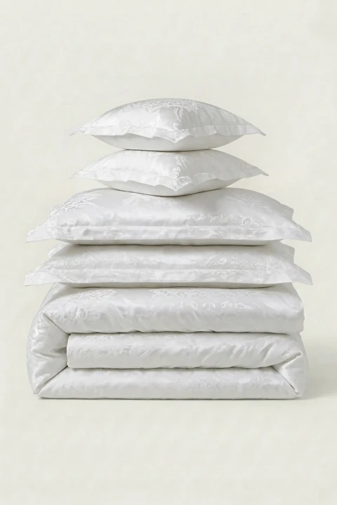 Packshot_posciel_atlasowa_AT002.webp