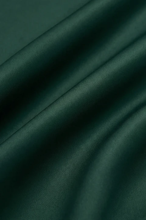 Butelkowa-Zielen-Przescieradlo-Satyna-bez-Gumki (2).webp