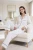 Damska-Pizama-Dwuczesciowa-Biala-z-Czarna-Biza-ELAN-LONG (1).webp