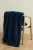 Aranzacja2_koc_granatowy_yeti.webp