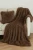 Aranzacja3_koc_brazowy_yeti.webp