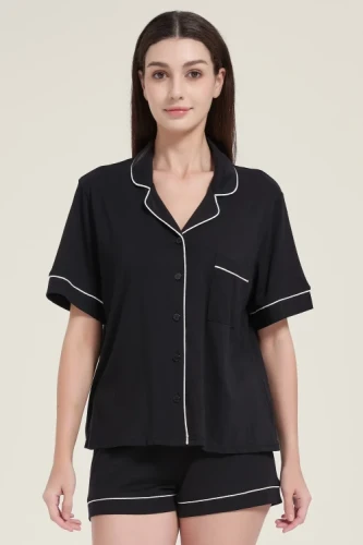 Damska-Pizama-Dwuczesciowa-Czarna-z-Biala-Biza-ELAN-SHORT (4).webp