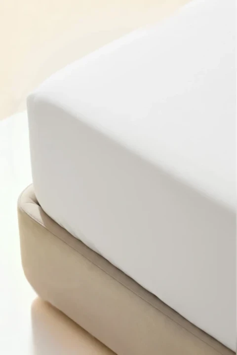 Przescieradlo-Z-Gumka-MIS-Mikrofibra-90x200-Fluffy (2).webp