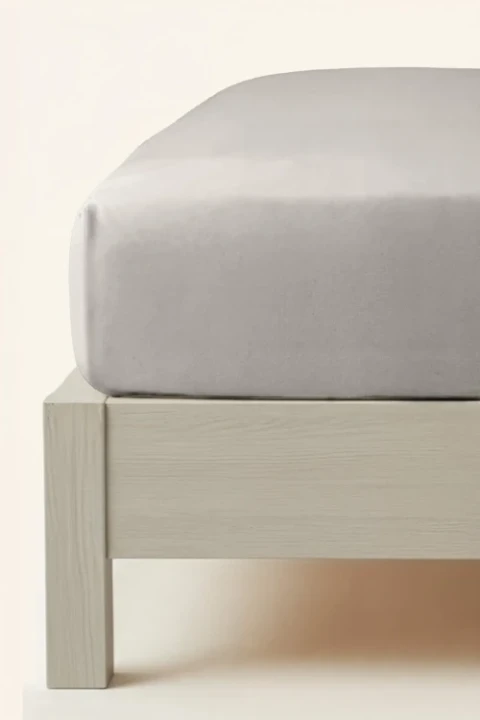 Taupe-Przescieradlo-Flanelowe-Z-Gumka (2).webp