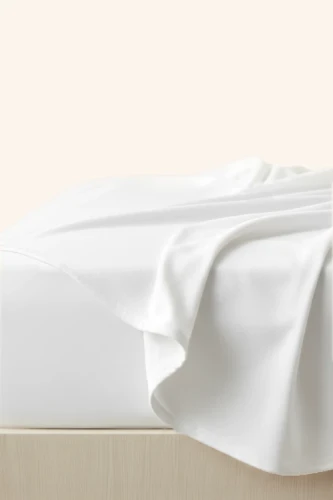 Biale-Przescieradlo-Flanelowe-Bez-Gumki (1).webp