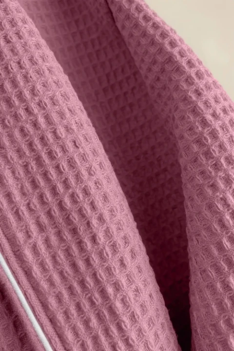 Zblizenie_szlafrok_wafel_roz.webp