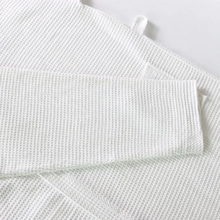 Szlafrok-Kimono-bialy-rekaw-1-small_Easy-Resize.com.webp