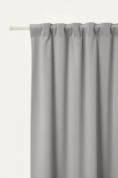 Packshot_zaslona_tasma_SOFT_szara.webp